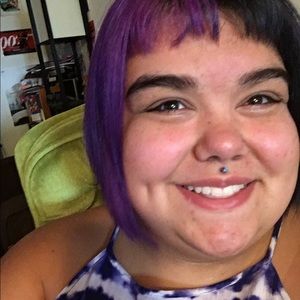 Meet your Posher, Kayla